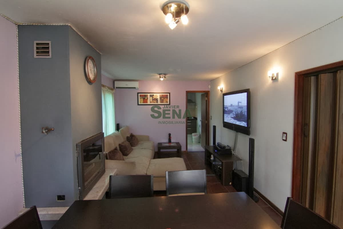 Alquiler de casa en Cantegril, 4 dormitorios, 4 baños, con parques y jardines