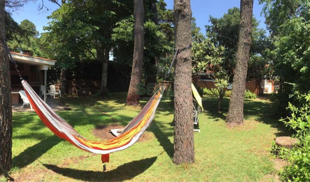 Venta y alquiler en la Mansa, 4 Dormitorios, 3 baños, cerca del Mar
