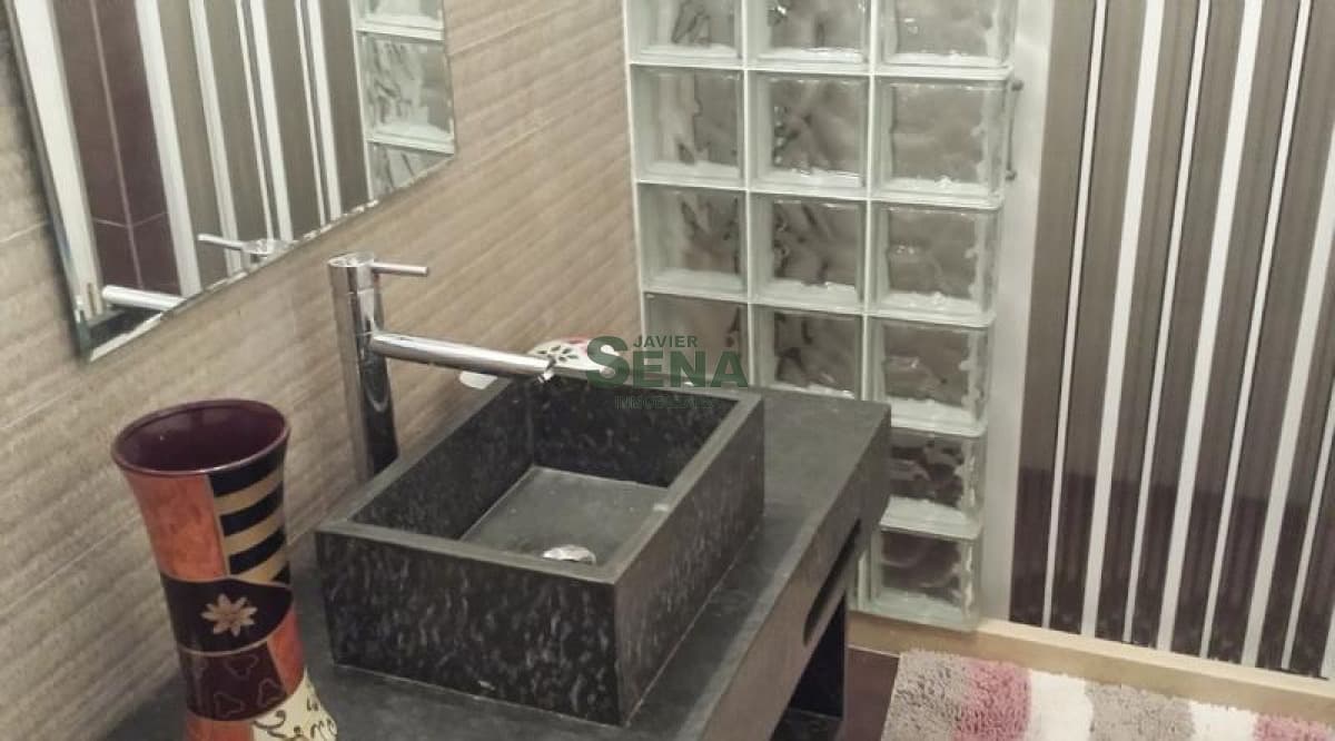 Venta y alquiler en la Mansa, Espectacular casa, gran parque.