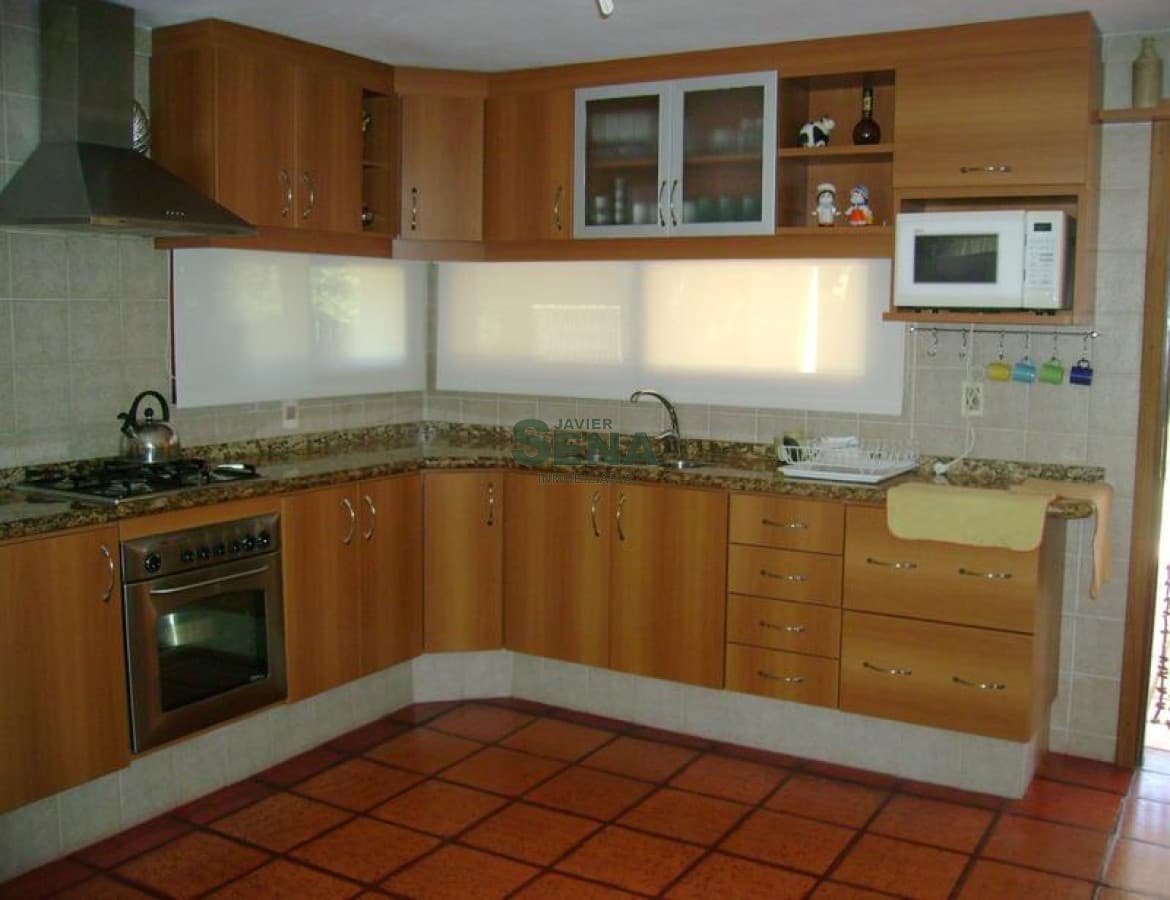 Jardines de Cordoba, 4 dormitorios, 2 baños, lindo lugar para descansar.