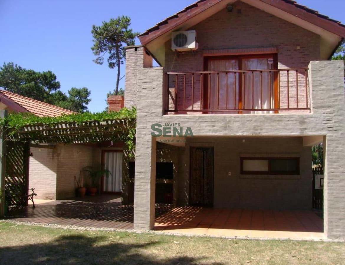 Jardines de Cordoba, 4 dormitorios, 2 baños, lindo lugar para descansar.