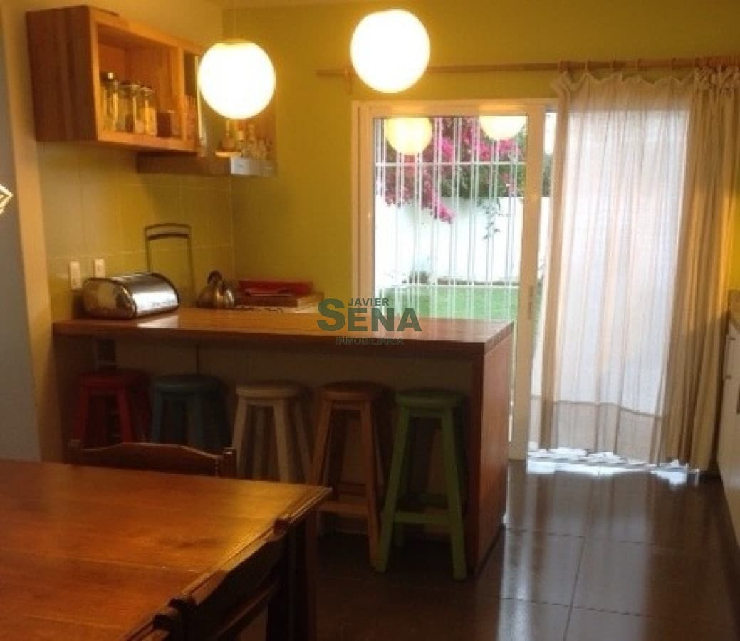 Mansa, 3 dormitorios, 2 baños, lindo lugar para descansar.