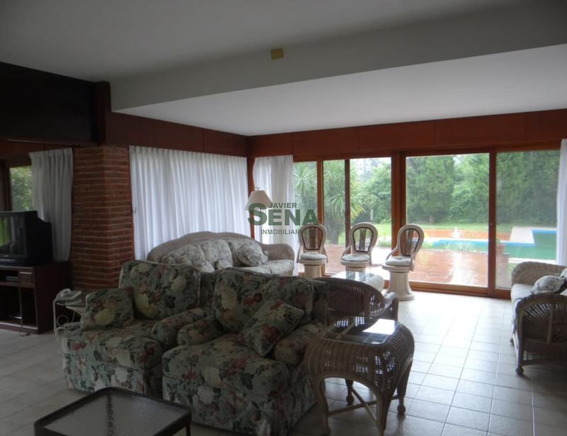 Venta de casa en Rincon del Indio, 7 Dormitorios, 5400M2 de tierra, espectacular mansion..