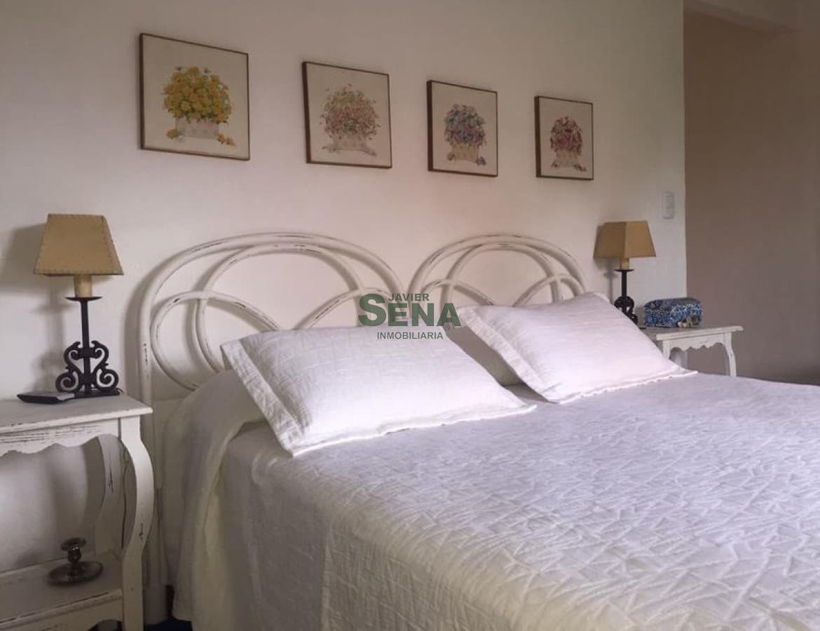 Venta y alquiler de casa en la La Barra, 4 Dormitorios y amplios Ambientes