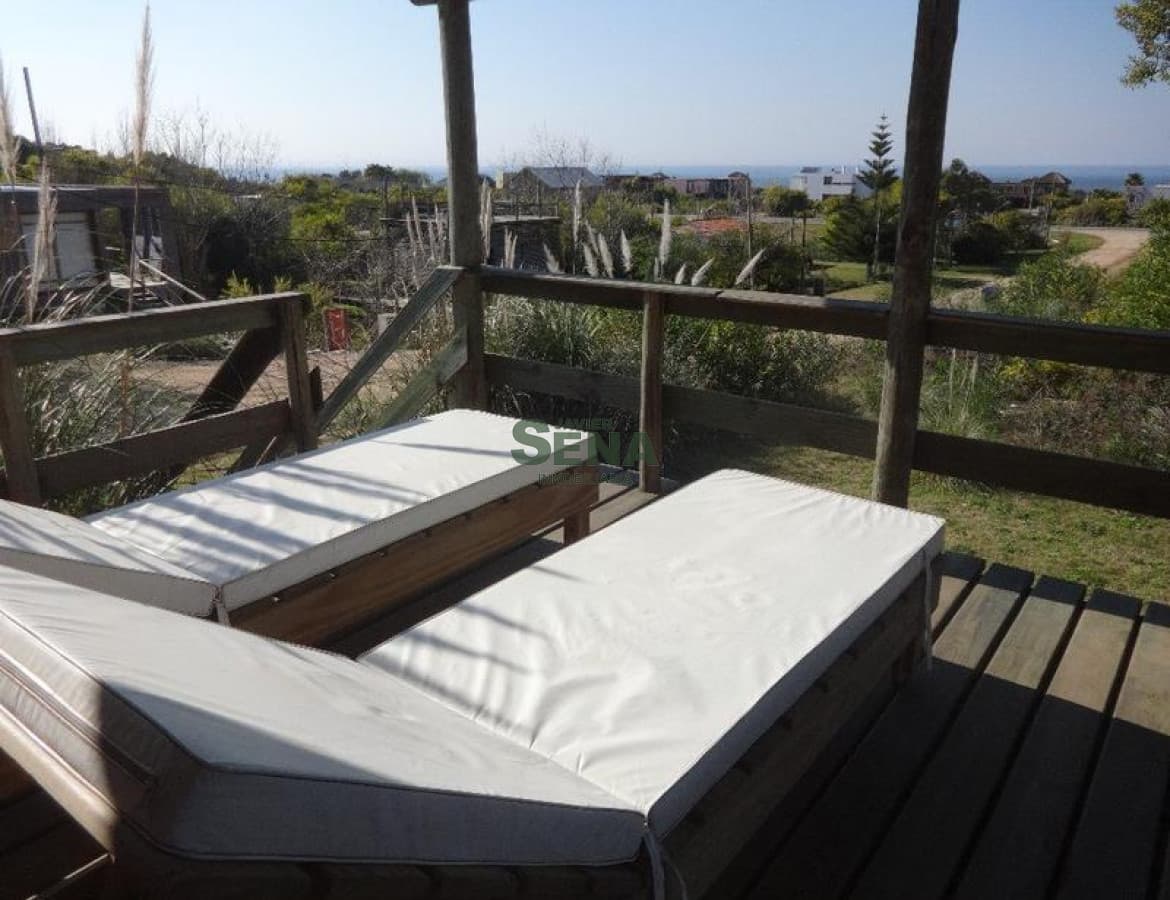 Alquiler de casa en Manantiales, 3 dormi, 2 baños,  Vista Al Mar