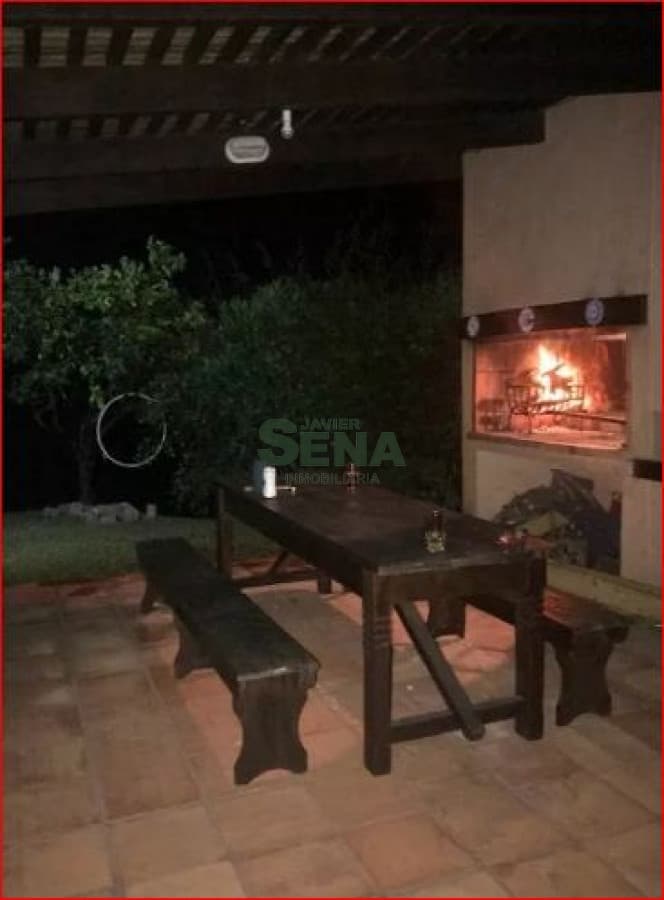 Alquiler de casa en Laguna del Sauce, 3 dormitorios, 2 baños, precioso lugar para veranear.