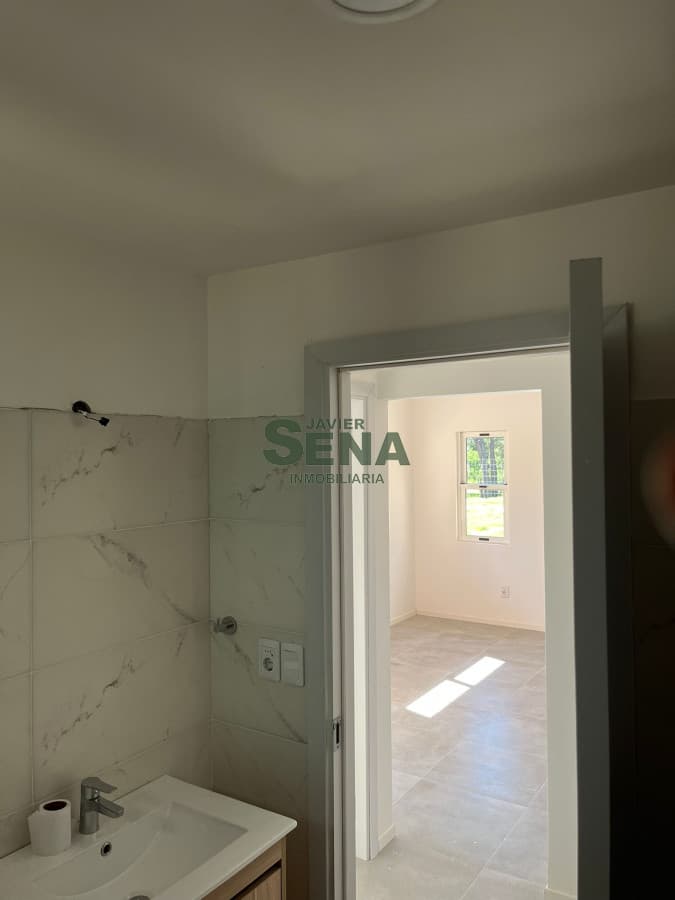 Venta de casa ph de 2 dorm, 2 baño, construcción nueva en lido lugar.