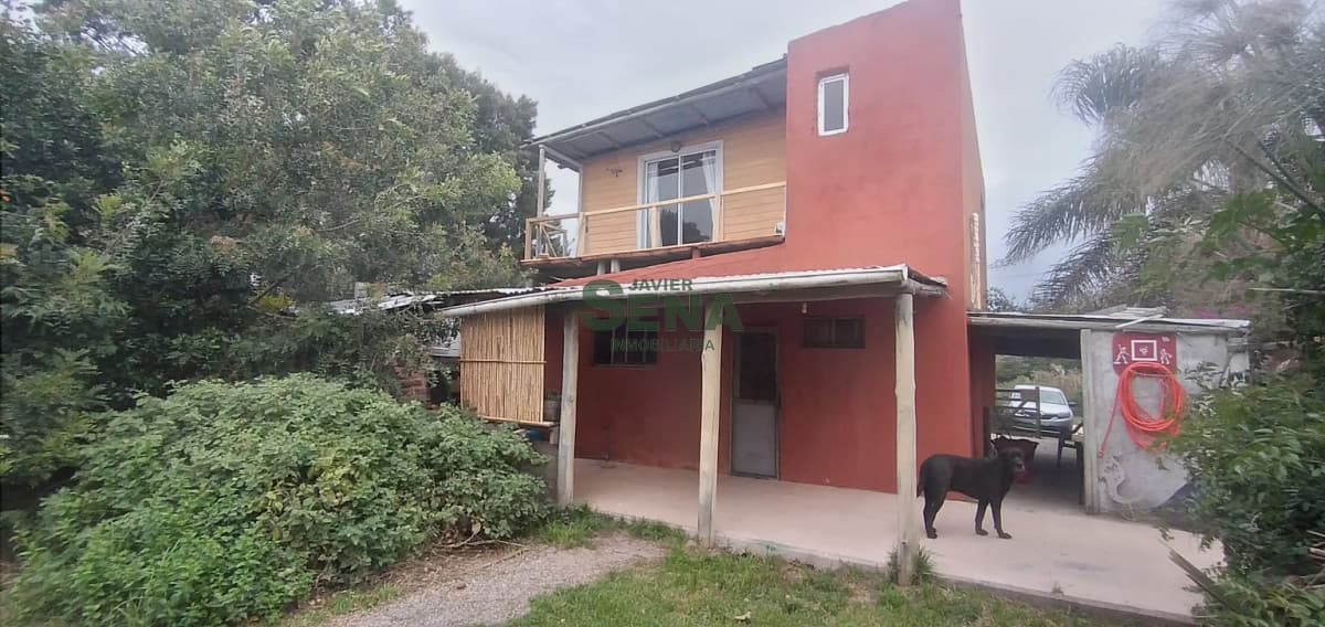 Venta de casa en la Bota, 3 dormi, 2 baños, fondo y cerca del mar.