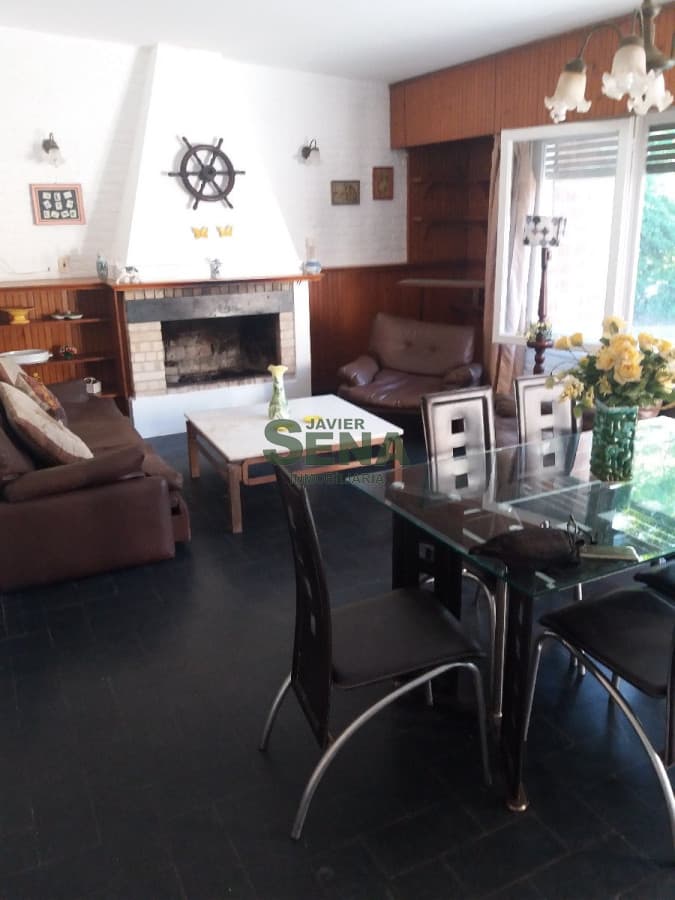 Venta de casa en Las Delicias, cerca del mar 3 dormitorios, 2 baños.