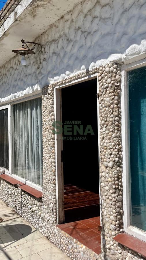 Venta de casa en maldonado, 3 dormitorios, 2 baños, buena casa.