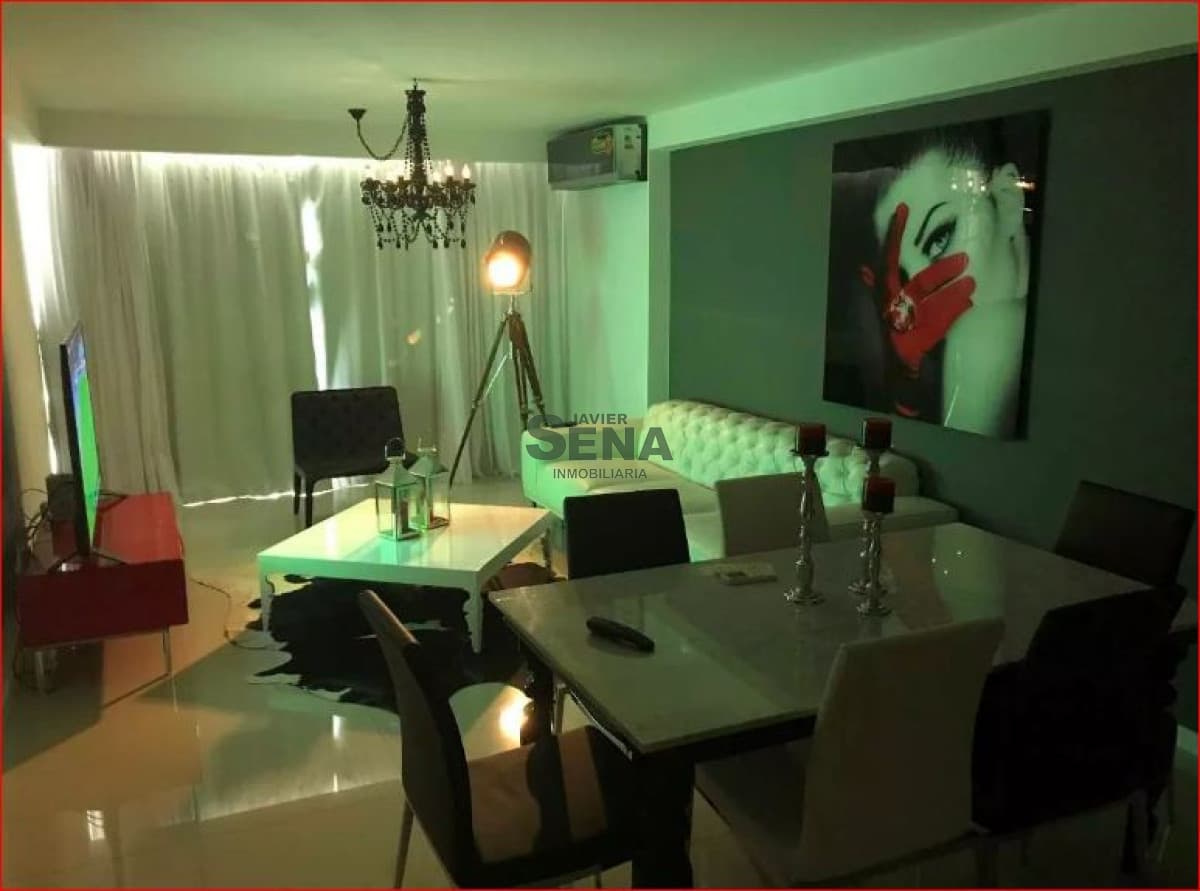 Alquiler de apartamento en la Mansa, 2 dormitorios, 2 baños, lindo lugar.