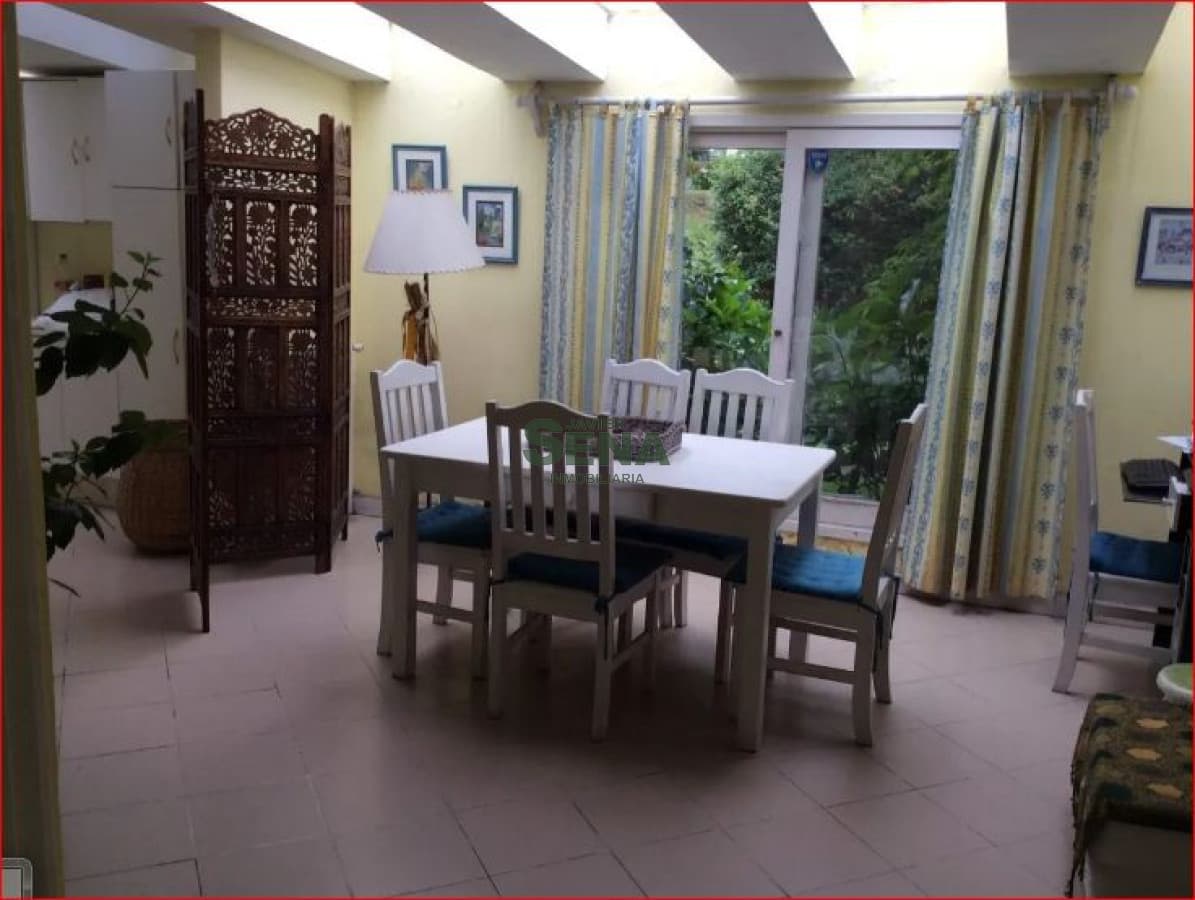 Alquiler de casa en Jardines de Cordoba, 4 dormitorios, 4 baños, piscina.