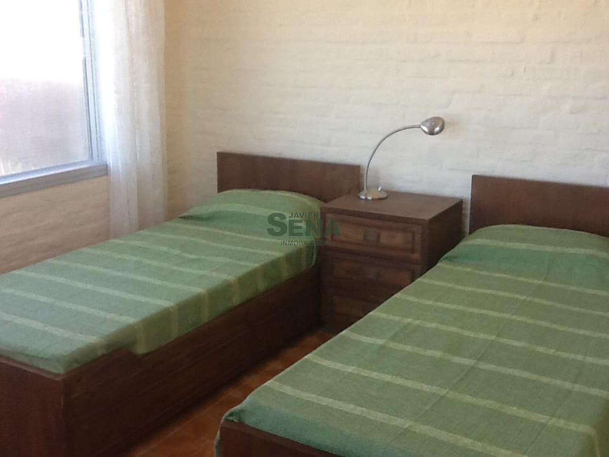 Venta de casa en Punta Colorada, Piriapolis, 3 dormitorios, 2 baños,  gran vista