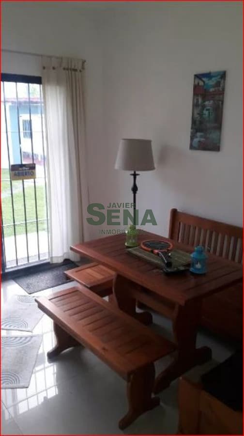 Alquiler de casa en la Mansa, 3 dormiotiors, 2 baños, cerca del mar.