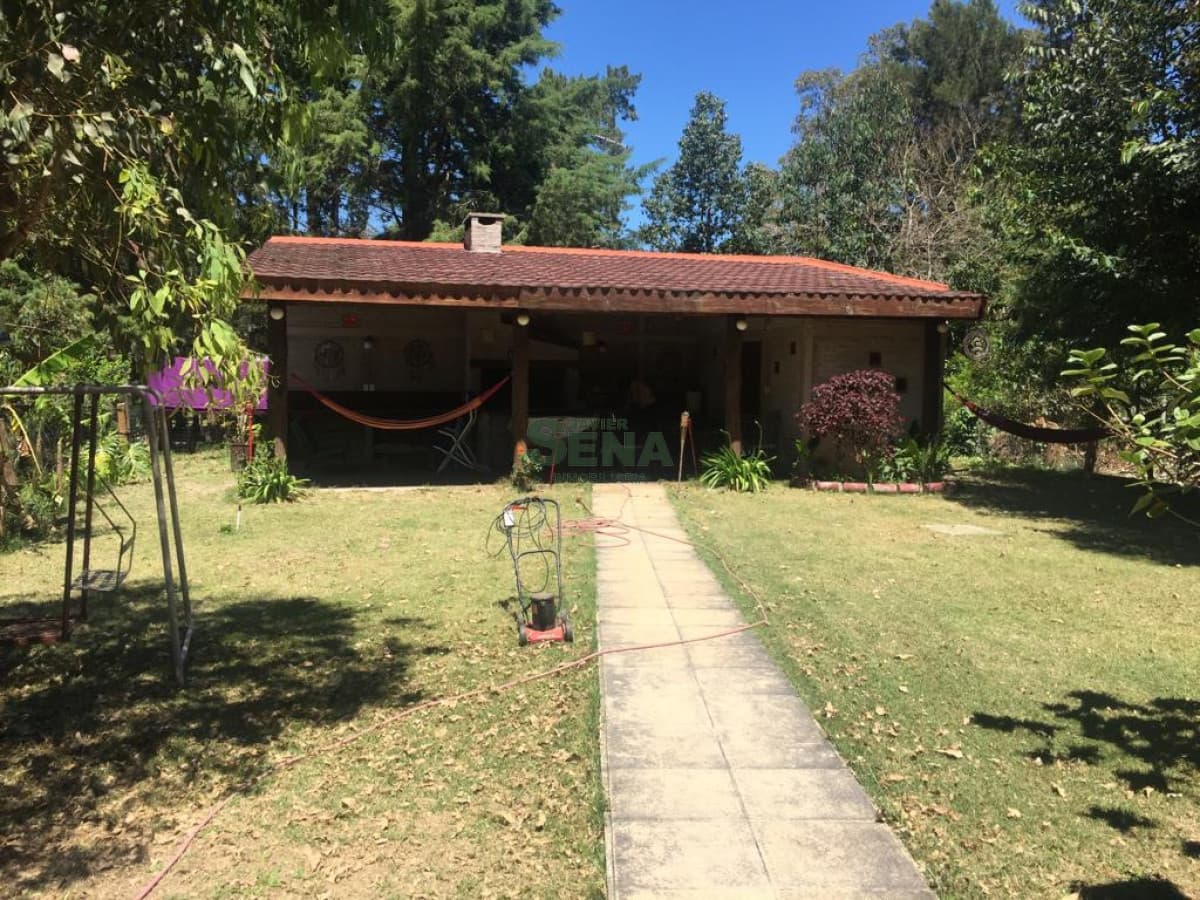 Venta de casa en Balneario Solis, 2 dormitorios, 3 baños, lindo lugar.