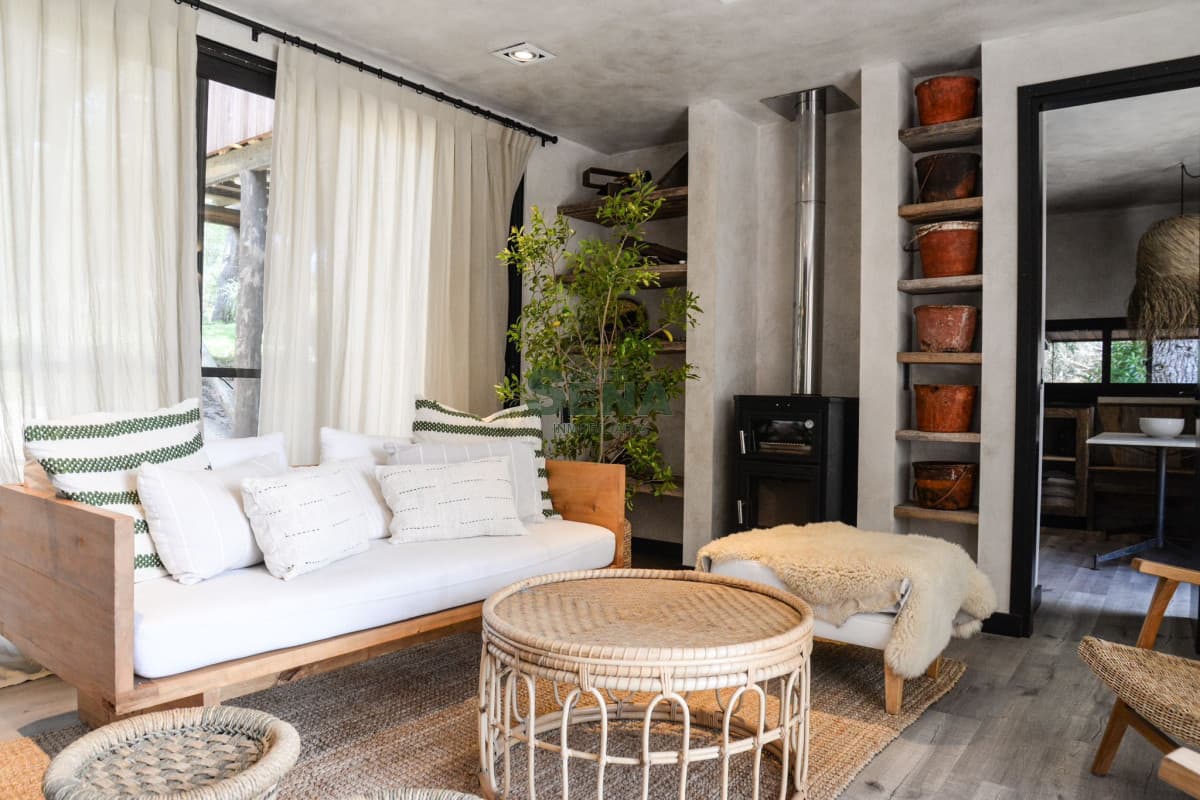 Venta de casa en el Faro, de 4 dormitorios, 4 baños, espectacular chalet.