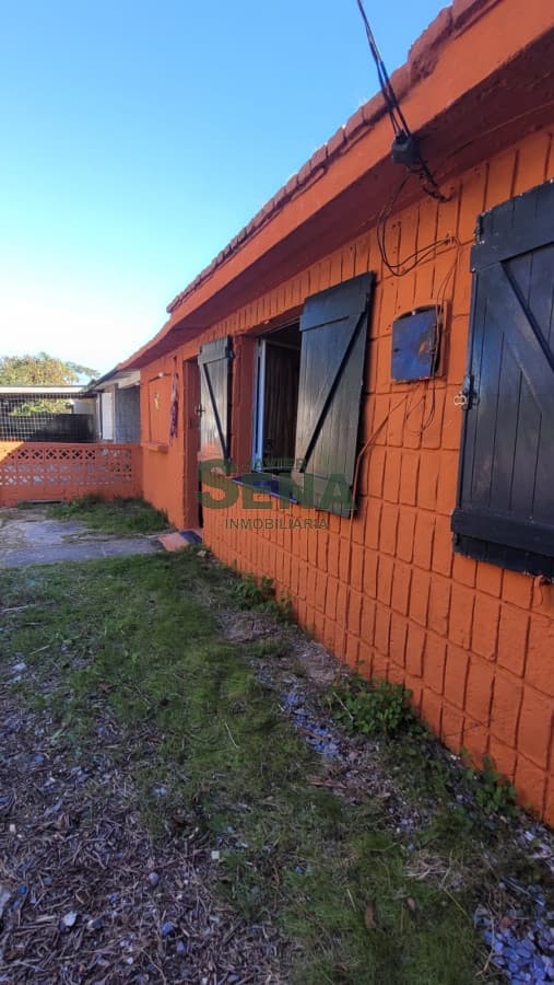 Venta de casa en Maldonado, 3 dorm más habitación con galpón.