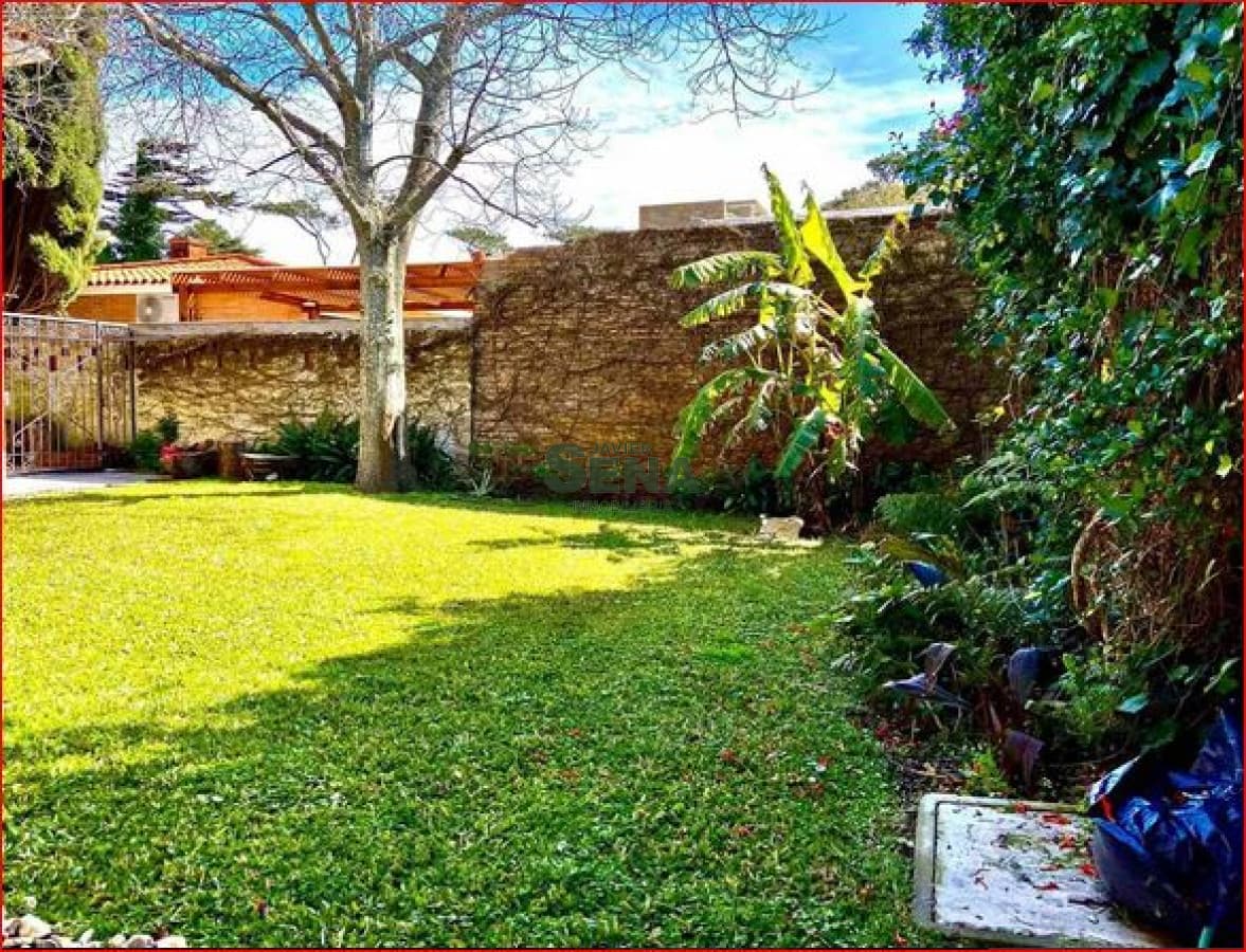Venta de casa en la Mansa, 5 dormitorios, 4 baños, cerca del mar.