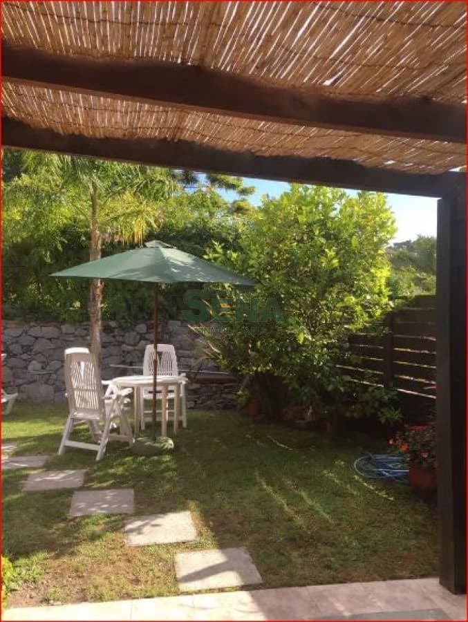 Alquiler de casa en Jardines de Cordoba, 2 dormitorios, baño, piscina.