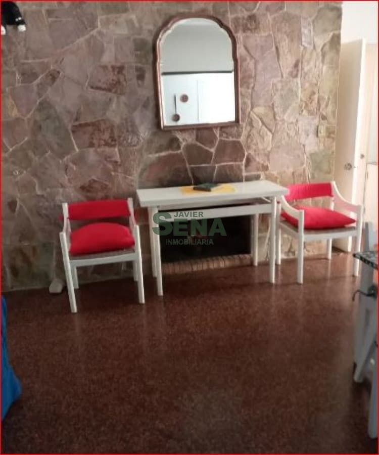 Alquiler de casa en la Mansa, 3 dormitorios, 3 baños, cerca del mar.