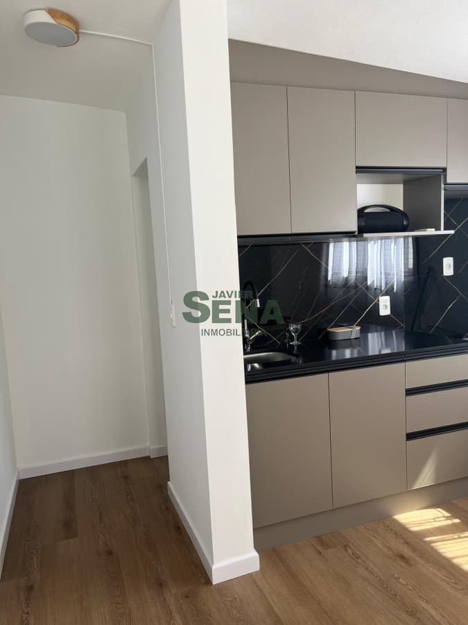 Venta de casa de 2 dormitorios, baño,  en centro de Maldonado.
