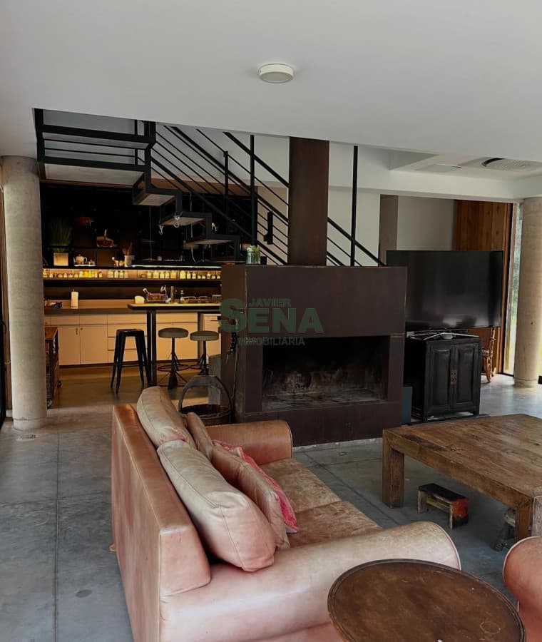 Venta de casa Design Village Solanas, de 5 dormitorios en Solanas con amenities