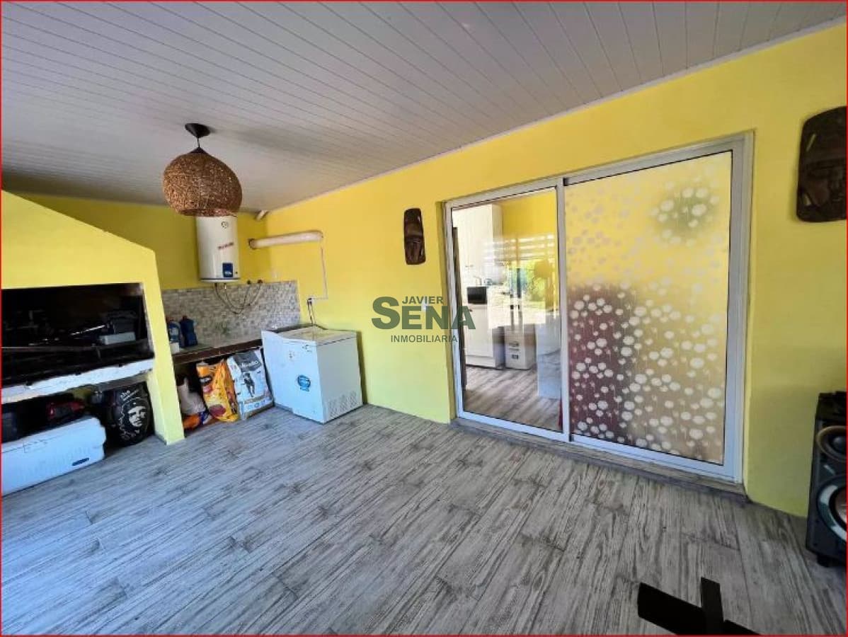 Venta de casa en Brio Buenos Aires, 2 dormitorios, 2 baños, buen entorno.