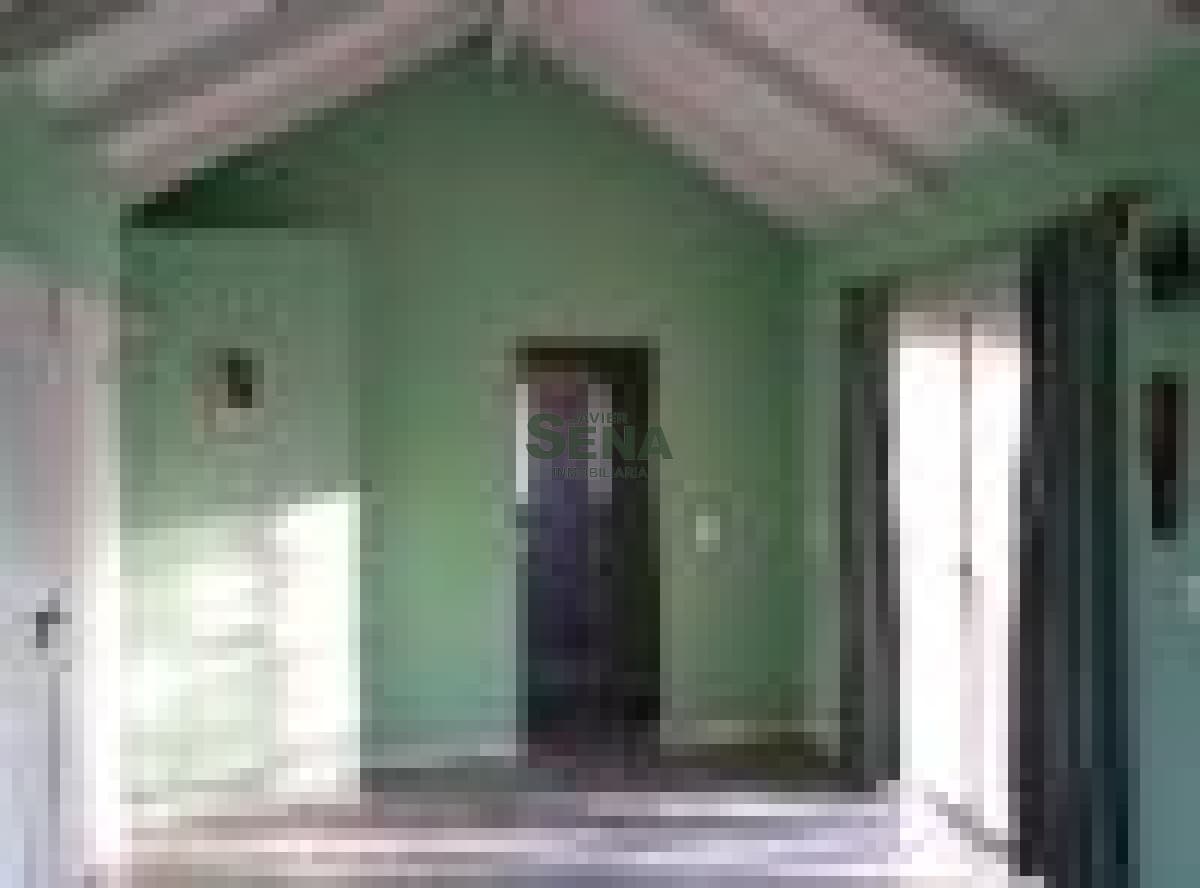 Venta y alquiler casa en pinares, 3 dormitorios, baño, lindo parque.