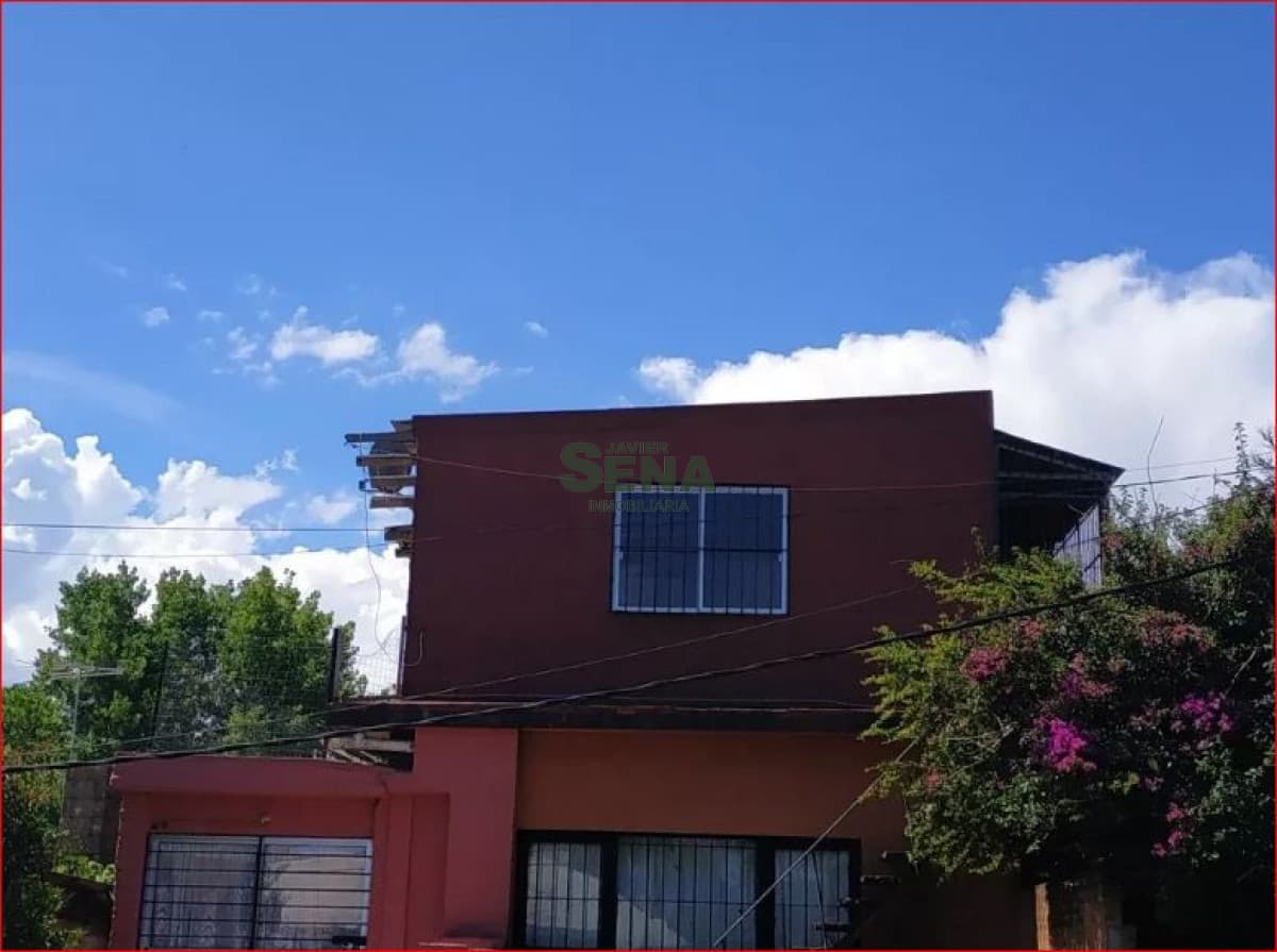 Venta de casa en Brio. odizio, 6 dormitorios, 3 baños, para vivir todo el año.