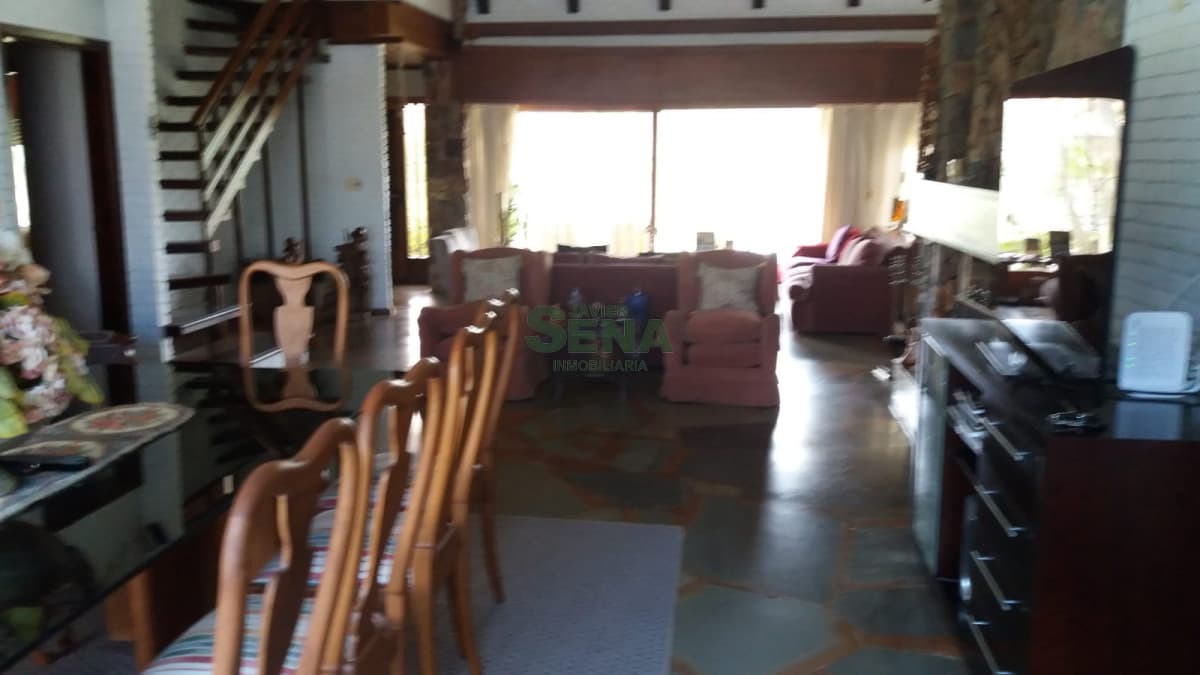 Venta y alquiler en la Mansa, 3 dormitorios, 3 baños, divino lugar.