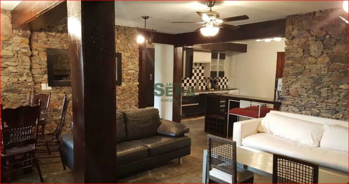 Venta de espectacular chacra en ruta 12, 9 dormitorios, 7 baños, piscina, cerca del mar.