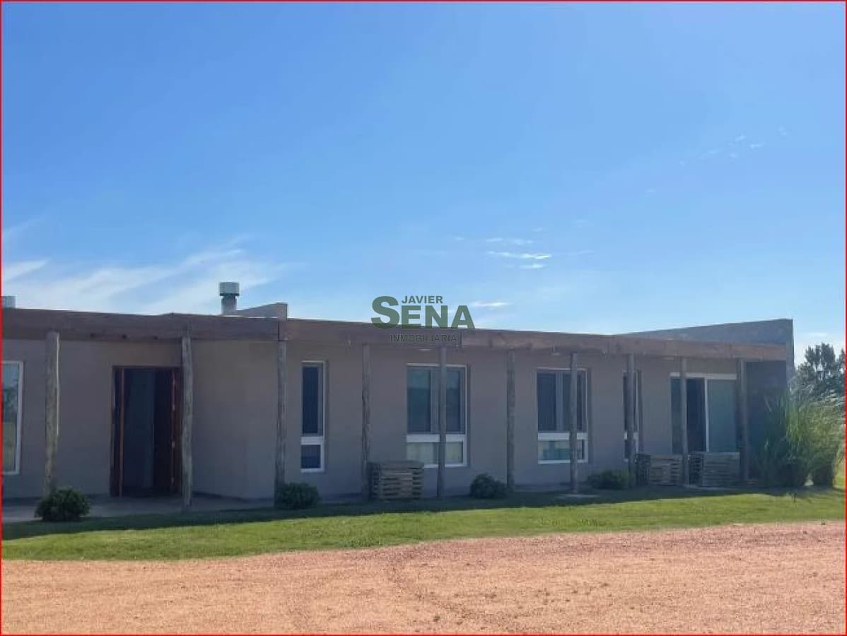 Venta de chacra zona del Quijote, 3 dormitorios, 3 baños, piscina, divino lugar.