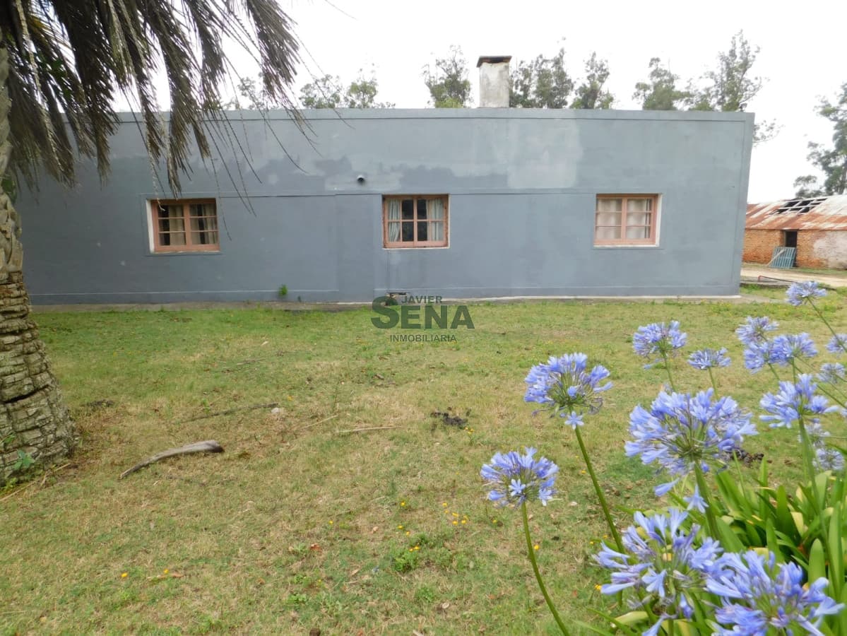 Venta de chacra de 35 hectareas, 3 dormitorios, lindo lugar.