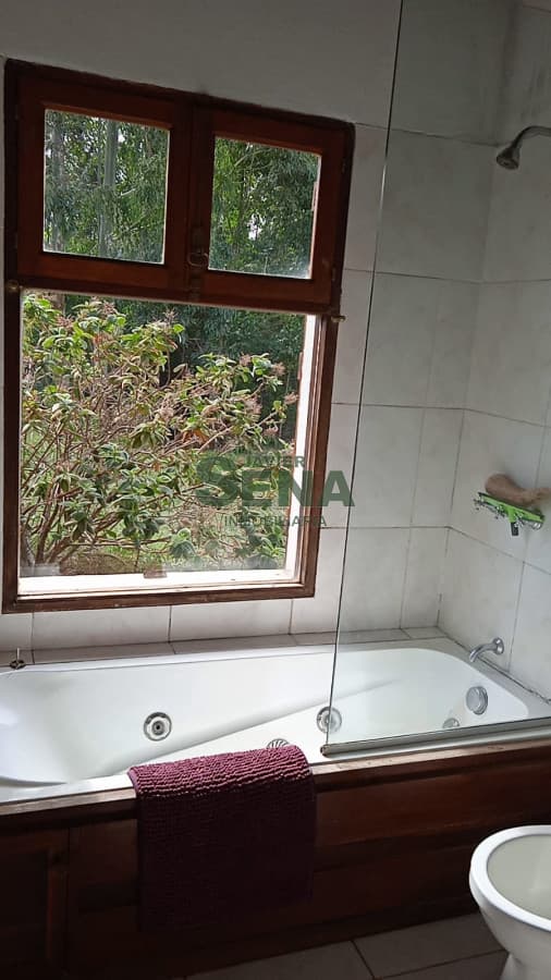 Venta de chacra en Pueblo Eden, 5 hectareas, con casa de 2 dormitorios, gran vista.