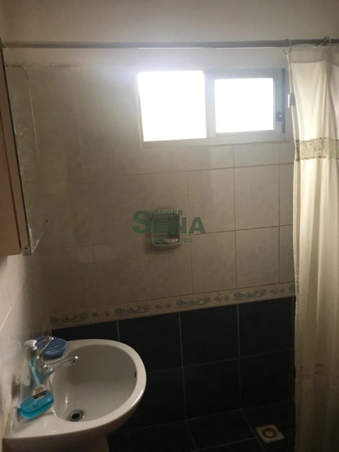 Venta de chacra en sierras de Lavalleja, 2 dormitorios, baño, lindo lugar.