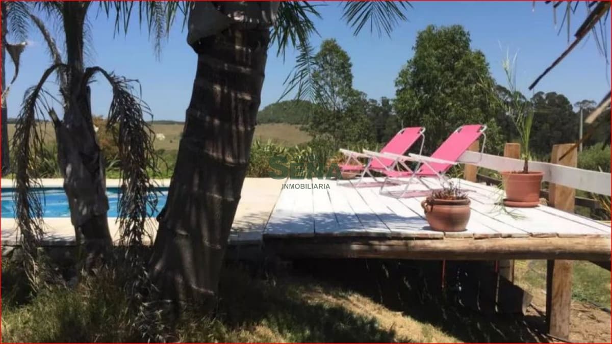 Venta de chacra en Aigua, son 2 hectareas, con casa, piscina, precioso lugar.