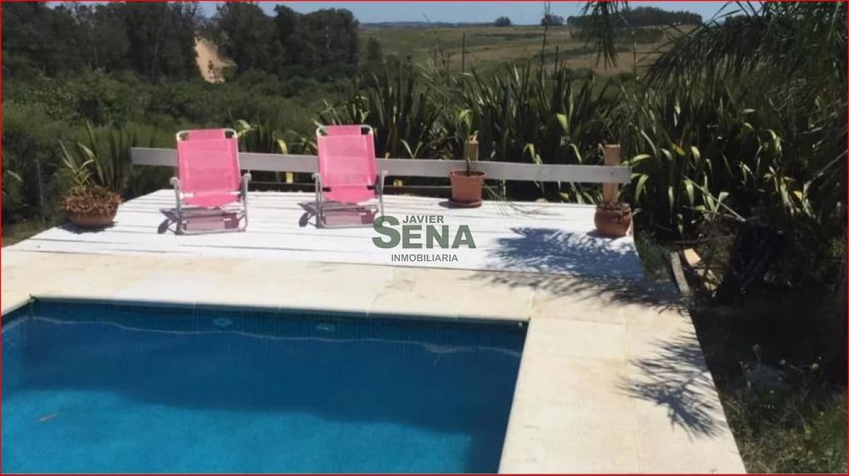 Venta de chacra en Aigua, son 2 hectareas, con casa, piscina, precioso lugar.