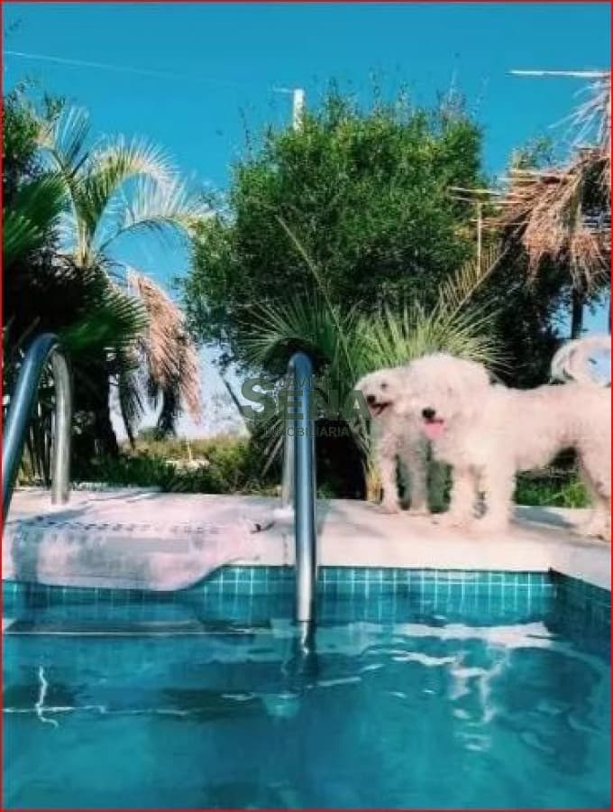 Venta de chacra en Aigua, son 2 hectareas, con casa, piscina, precioso lugar.