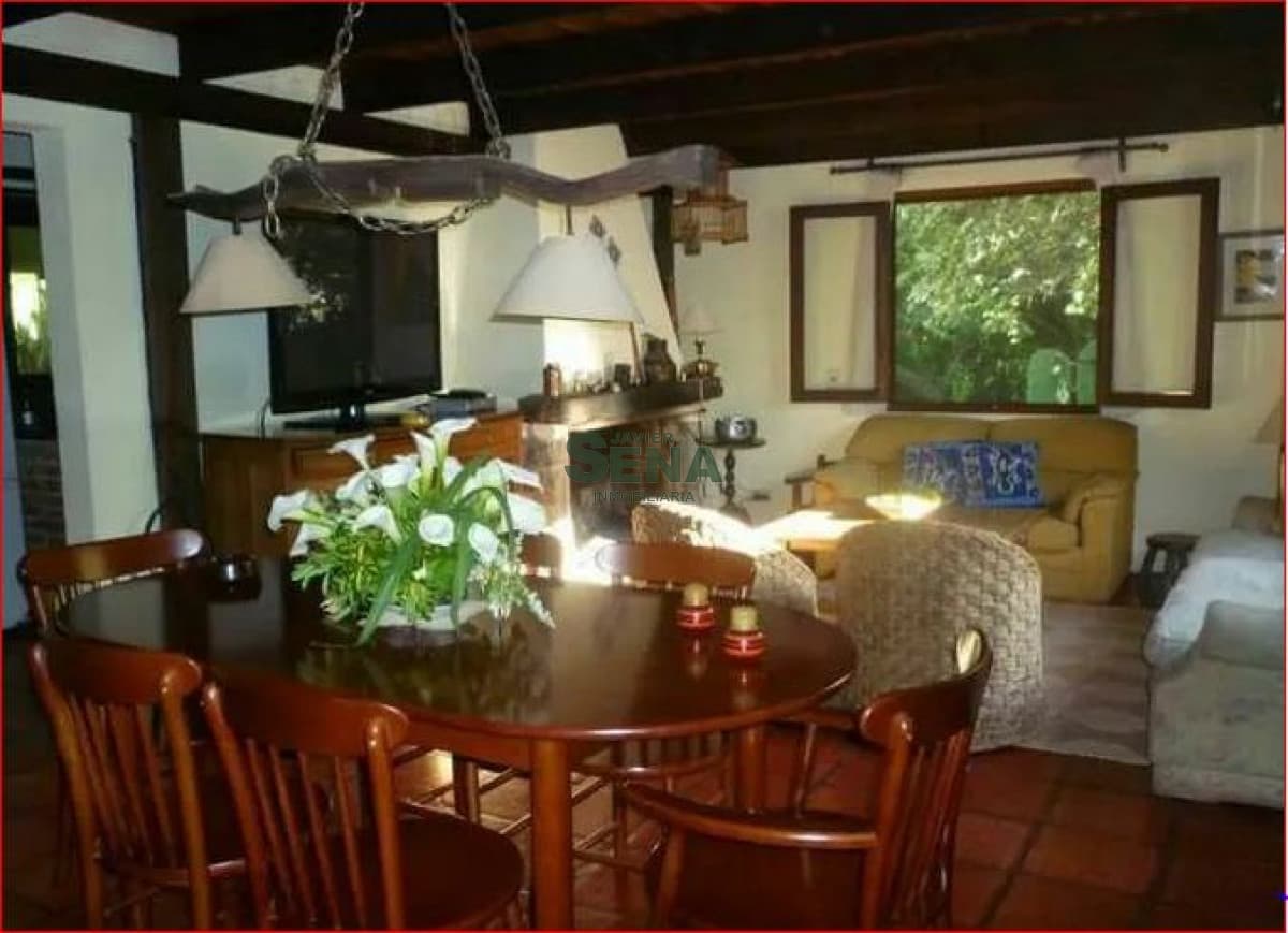 Venta de chacra en Abra Perdomo, 3 dormitorios, 2 baños, precioso lugar.