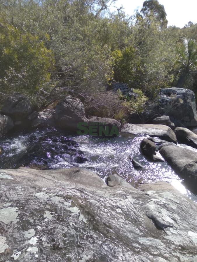 Venta de chacra en las cañas, 10 hectareas con cañada y mejoras.