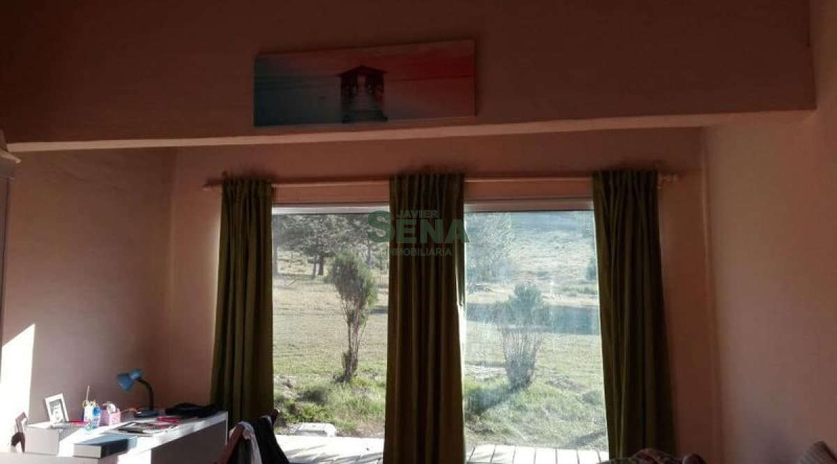 Venta de Chacra en los Caracoles, 3 dormitorios, 5 baños, panoramica, buena edificacion
