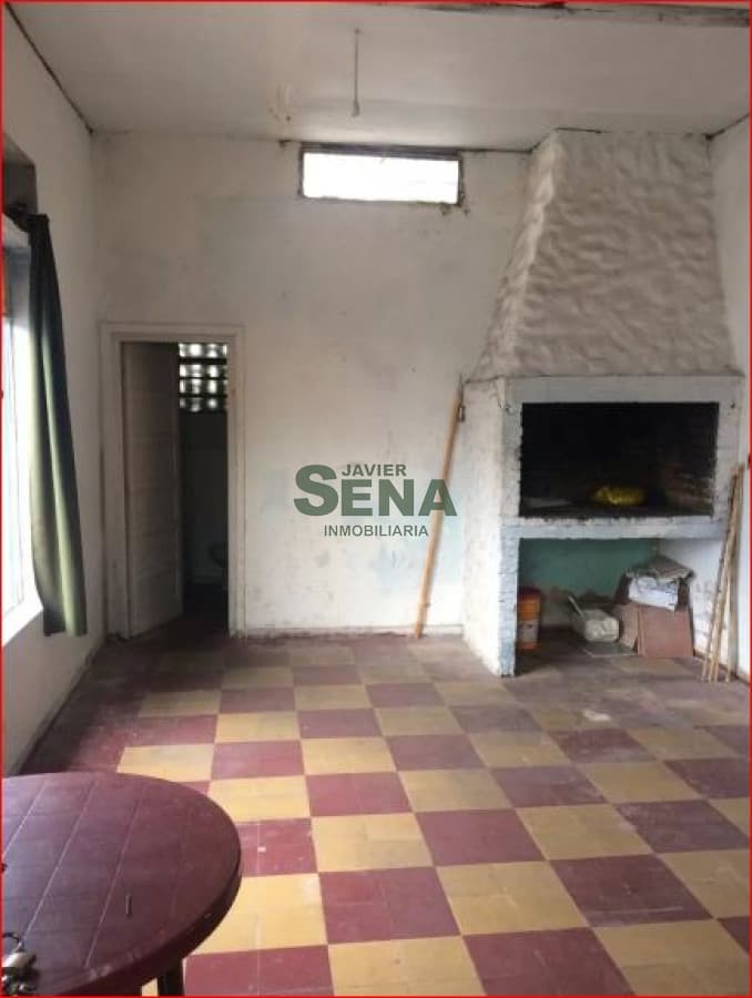 Venta  y alquiler de local centro de Maldonado, con vivienda.