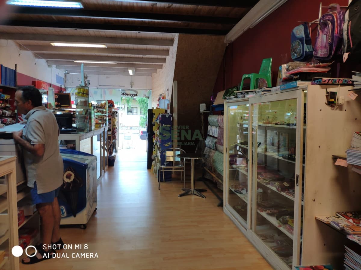 Venta Frente al Liceo, llave de libreria.
