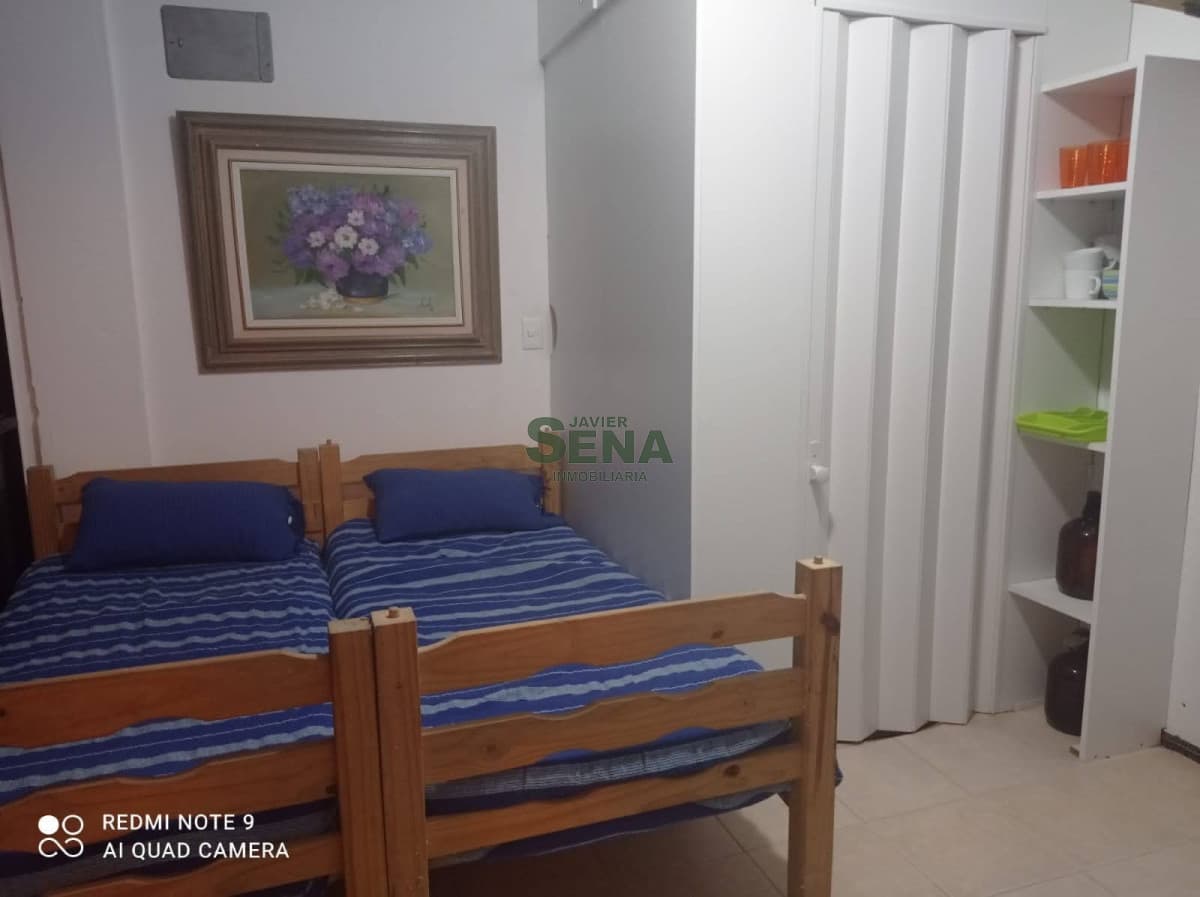 Venta de Local en la Peninsula, 30 m2 muy buena galeria.