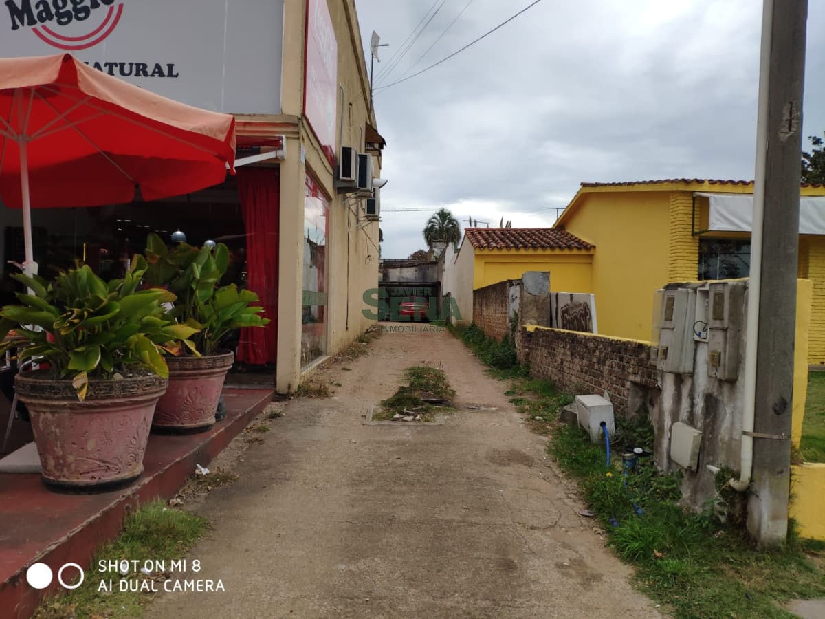 Venta Frente al Liceo, llave de libreria.