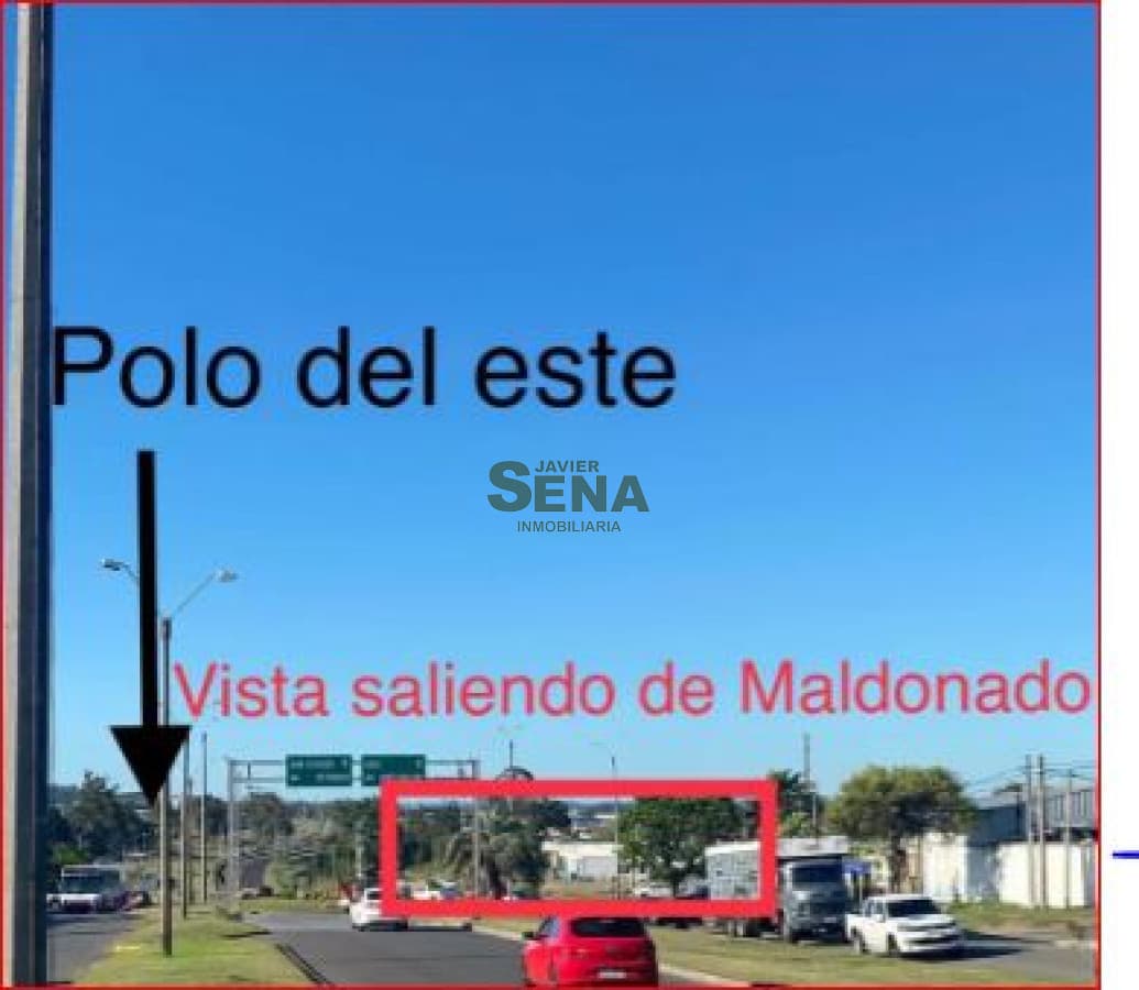 Venta de terreno en la entrada a Maldonado, 1.660m2 esquina para zona comercial.