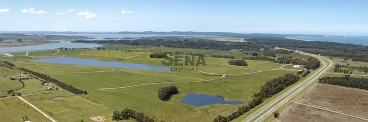 Venta de lote en Laguna de sauce, 5000m2 de tierra para construir una muy buena casa.