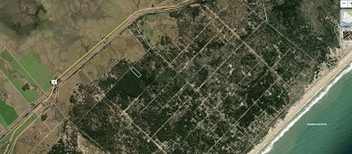 venta de importante fraccionamiento de terrenos en La Esmeralda.