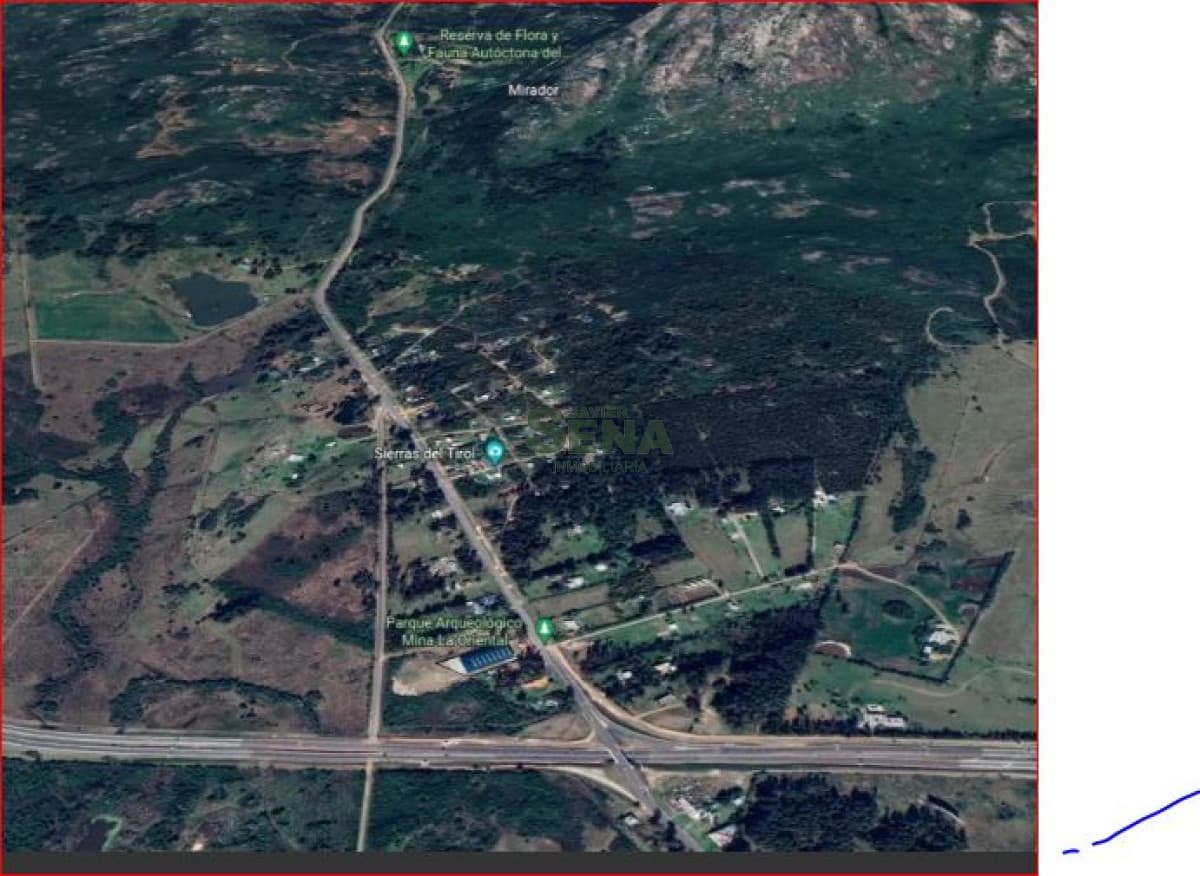 Venta de lote en Piriapolis, 300m2 de tierra arbolados.