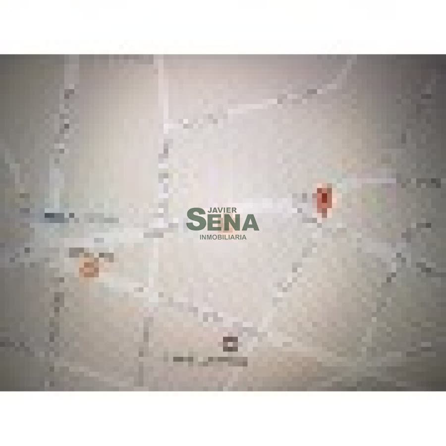Venta de terreno en Pinares, para construir 3 niveles.
